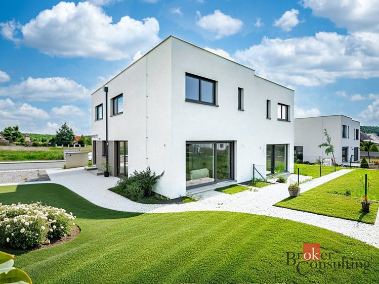 Prodej  rodinného domu 119 m², pozemek 348 m² - foto 3
