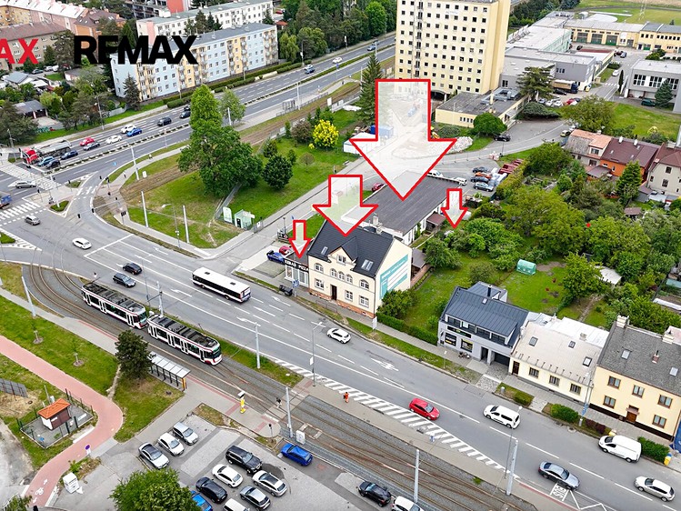 Prodej rodinného domu 349 m², pozemek 1 125 m² - foto 3