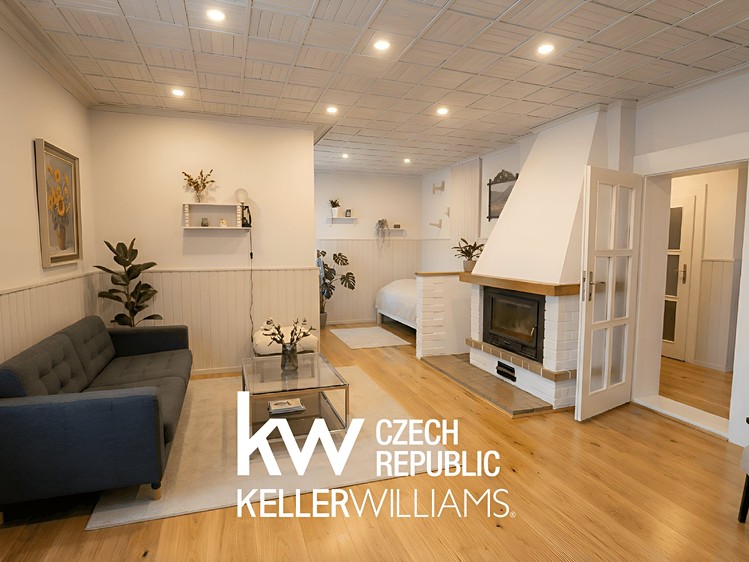 Prodej rodinného domu 230 m², pozemek 1 034 m² - foto 3