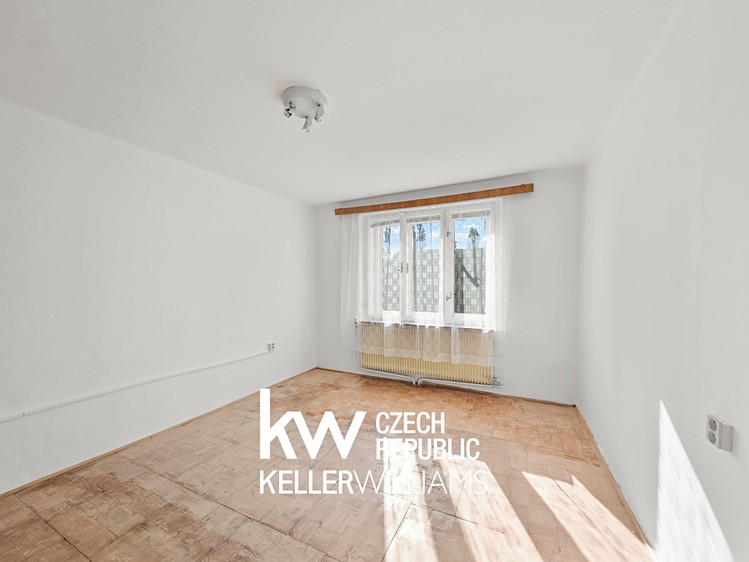 Prodej  rodinného domu 238 m², pozemek 791 m² - foto 5