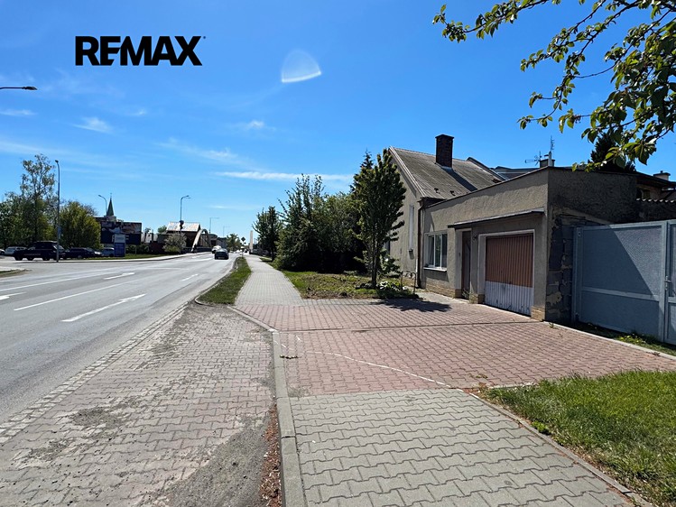 Prodej rodinného domu 105 m², pozemek 242 m² - foto 2
