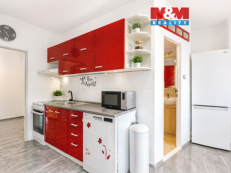 Prodej bytu 3+1 66 m² - foto 1
