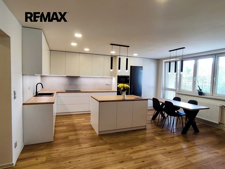 Prodej bytu 3+kk 93 m² - foto 4