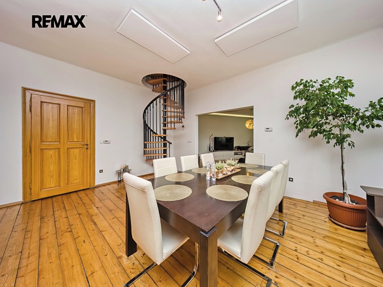 Prodej bytu 5+1 189 m² - foto 5