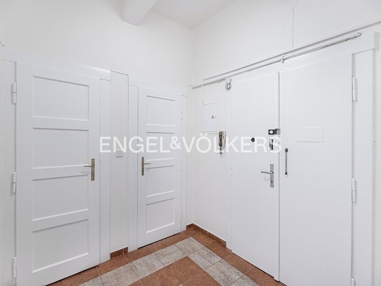 Pronájem bytu 1+1 40 m² - foto 5