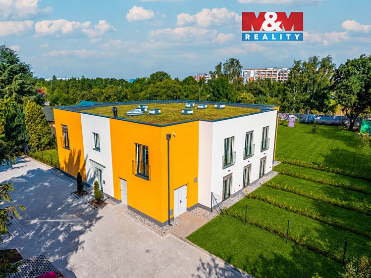 Pronájem bytu 1+kk 24 m² - foto 1