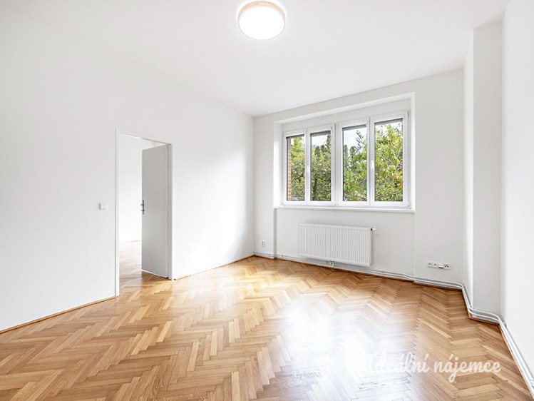 Pronájem bytu 3+kk 78 m² - foto 4