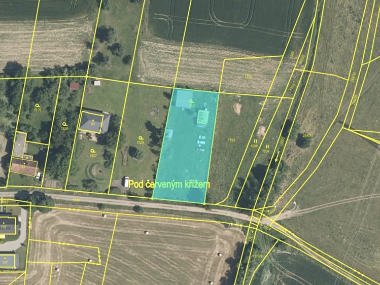 Prodej  stavebního pozemku 1 784 m² - foto 3
