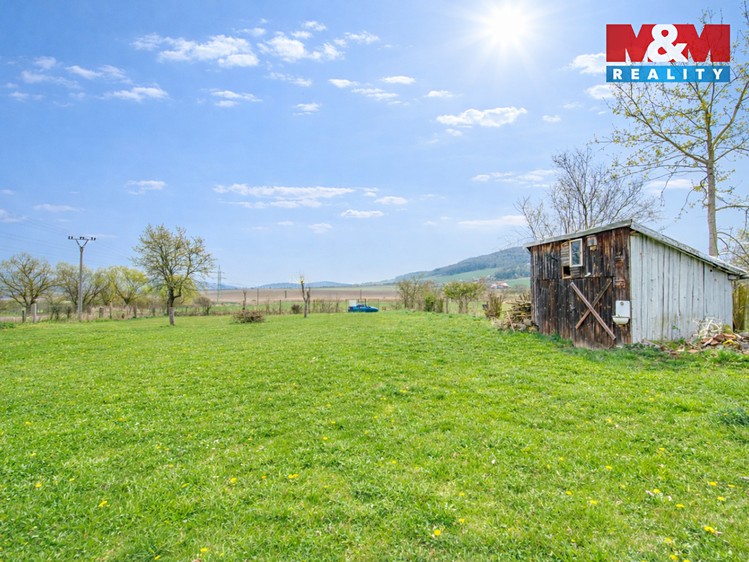 Prodej  stavebního pozemku 1 784 m² - foto 6