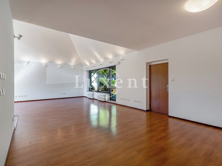 Pronájem kanceláře 417 m² - foto 3