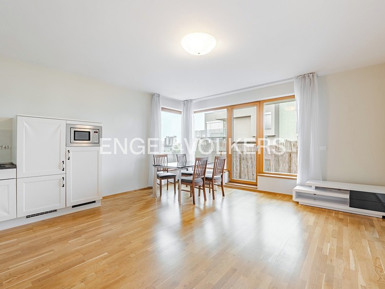 Prodej bytu 3+kk 79 m² - foto 1