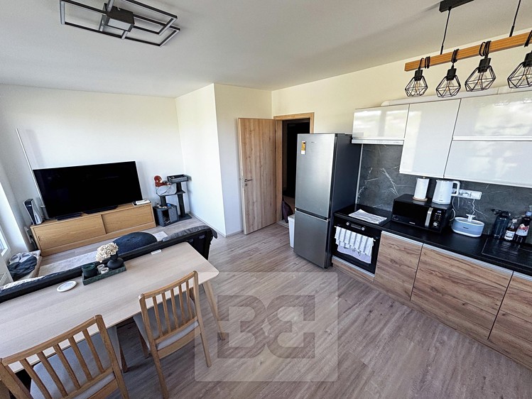 Pronájem bytu 2+kk 56 m² - foto 4
