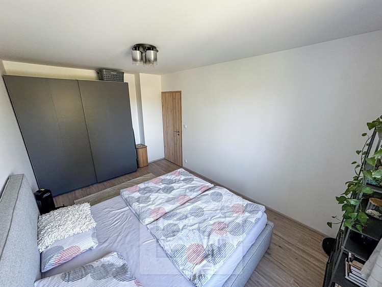 Pronájem bytu 2+kk 56 m² - foto 5
