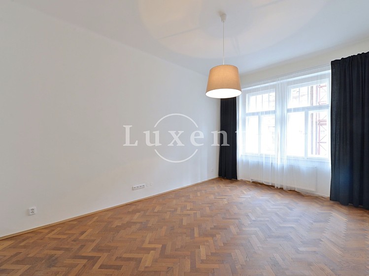 Pronájem bytu 3+kk 93 m² - foto 4