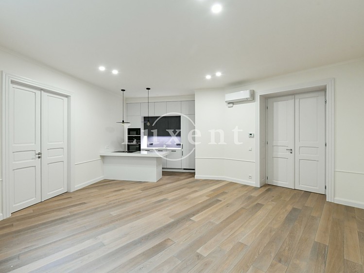 Pronájem bytu 4+kk 118 m² - foto 4