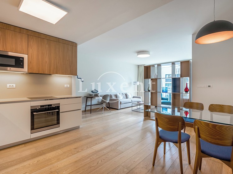 Pronájem bytu 2+kk 74 m² - foto 2