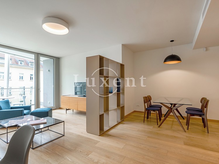 Pronájem bytu 2+kk 74 m² - foto 4