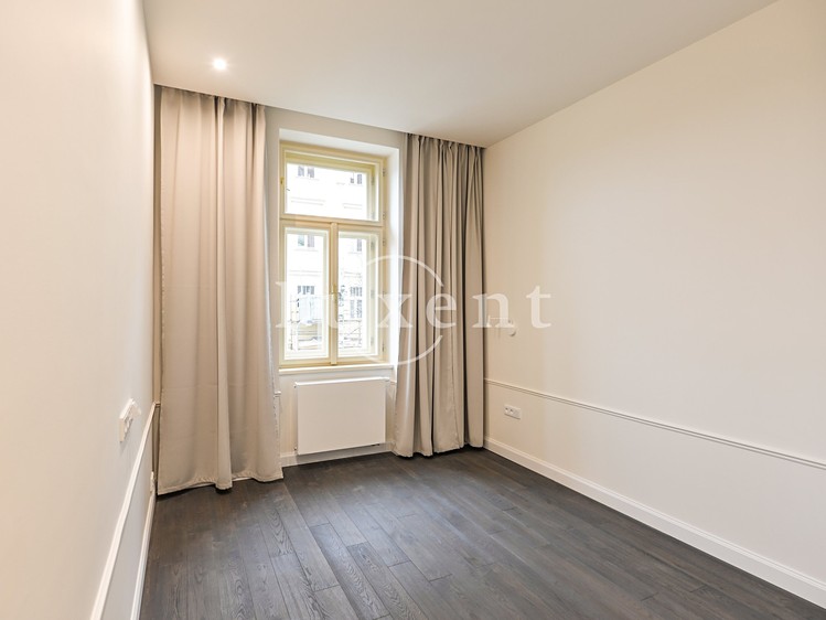 Pronájem bytu 4+kk 167 m² - foto 6