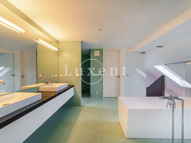 Pronájem bytu 3+1 135 m² (Mezonet) - foto 7