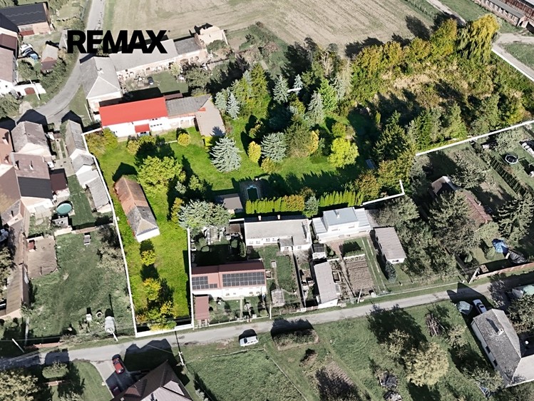 Prodej rodinného domu 186 m², pozemek 7 638 m² - foto 6