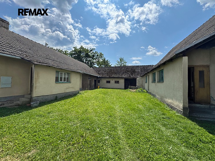 Prodej chalupy 230 m², pozemek 2 014 m² - foto 2