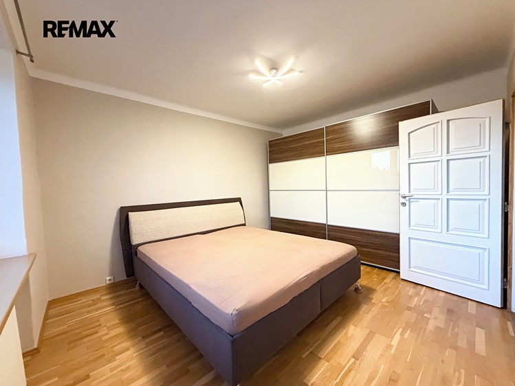 Pronájem bytu 2+1 55 m² - foto 5