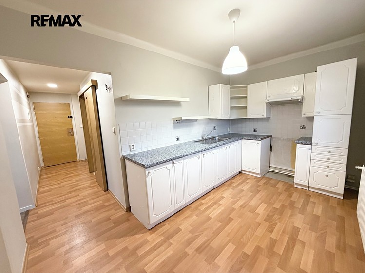 Pronájem bytu 2+1 55 m² - foto 3