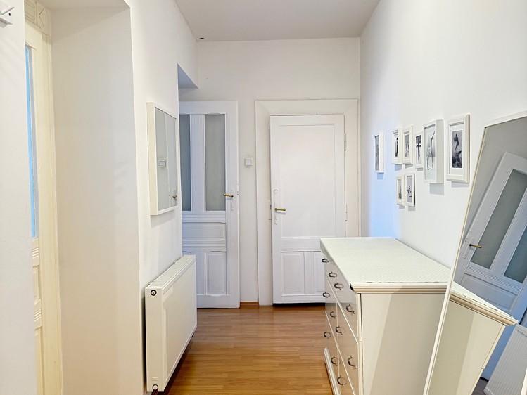 Pronájem bytu 1+1 44 m² (Jednopodlažní) - foto 7