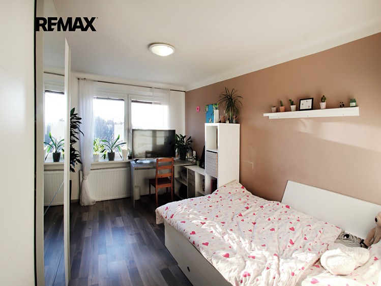 Prodej rodinného domu 140 m², pozemek 2 611 m² - foto 7