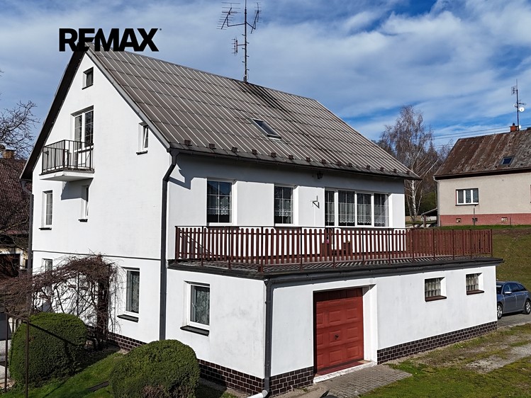 Prodej vícegeneračního domu 188 m², pozemek 3 812 m² - foto 1