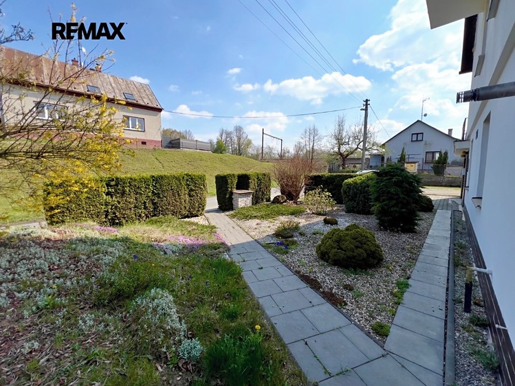 Prodej vícegeneračního domu 188 m², pozemek 3 812 m² - foto 3