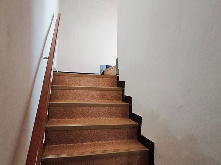 Prodej rodinného domu 213 m², pozemek 156 m² - foto 7