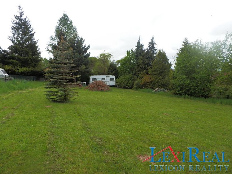 Prodej stavebního pozemku 800 m² - foto 5