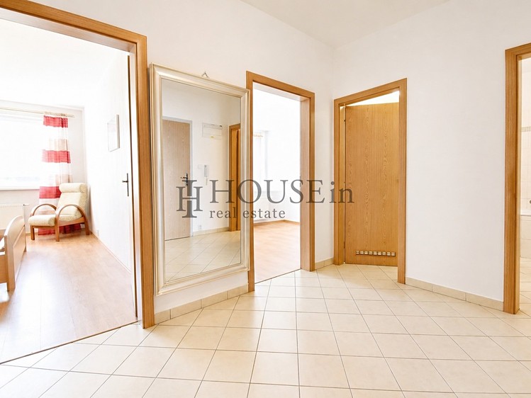Pronájem bytu 2+kk 56 m² - foto 3