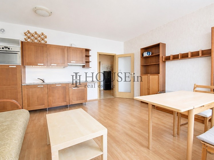 Pronájem bytu 2+kk 56 m² - foto 1