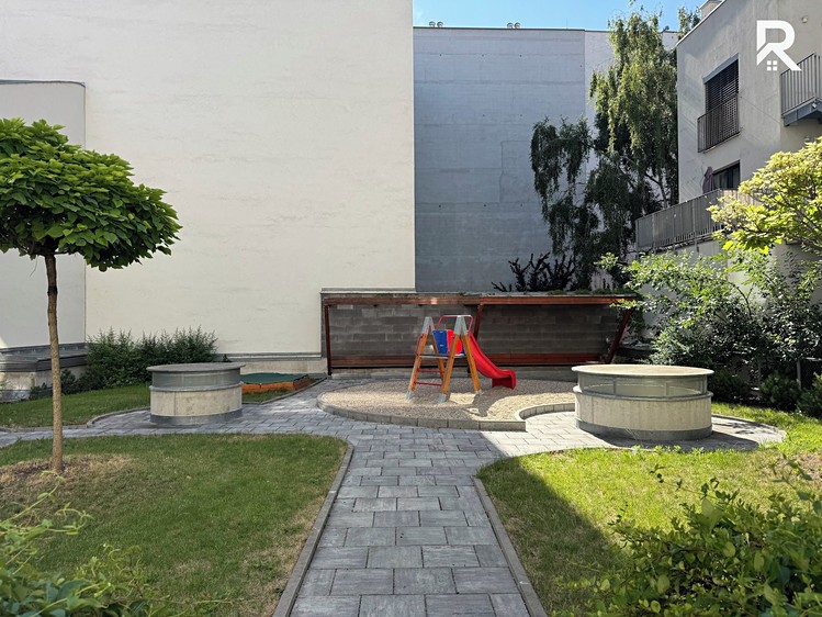 Pronájem bytu 1+kk 31 m² - foto 4