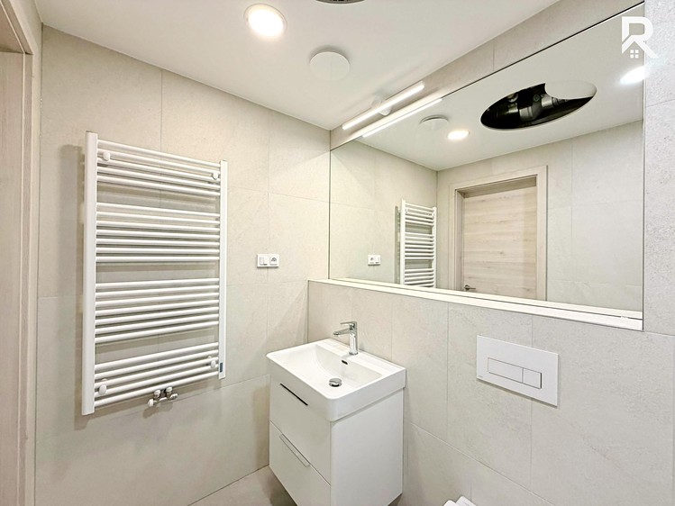Pronájem bytu 1+kk 30 m² - foto 8