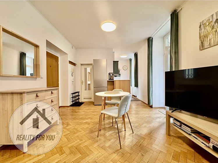 Pronájem bytu 1+kk 44 m² - foto 5