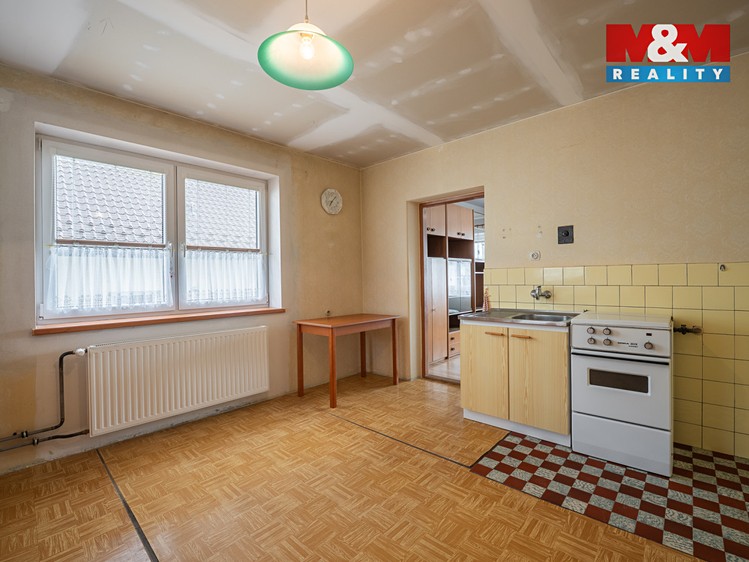 Prodej  rodinného domu 105 m², pozemek 1 710 m² - foto 3