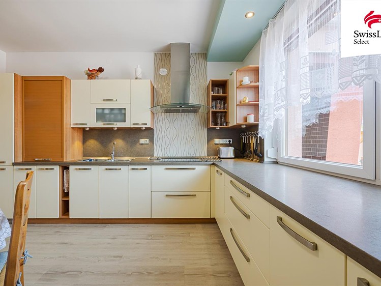 Prodej rodinného domu 123 m², pozemek 1 088 m² - foto 6
