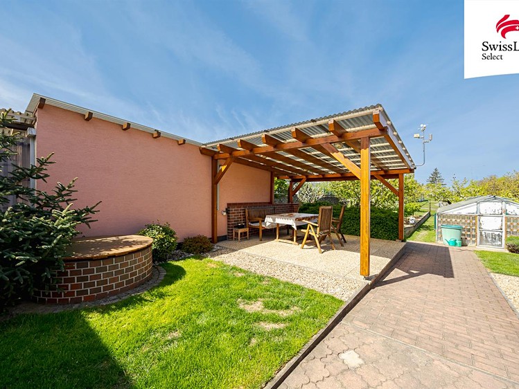 Prodej rodinného domu 123 m², pozemek 1 088 m² - foto 3