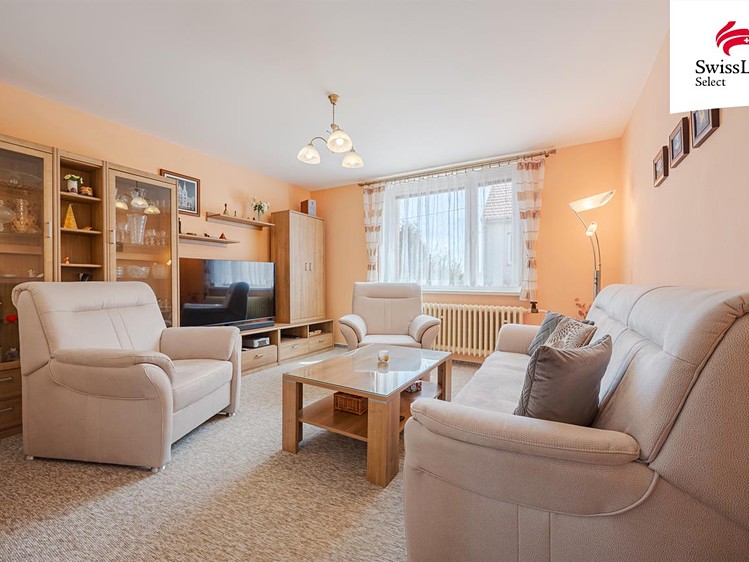 Prodej rodinného domu 123 m², pozemek 1 088 m² - foto 8