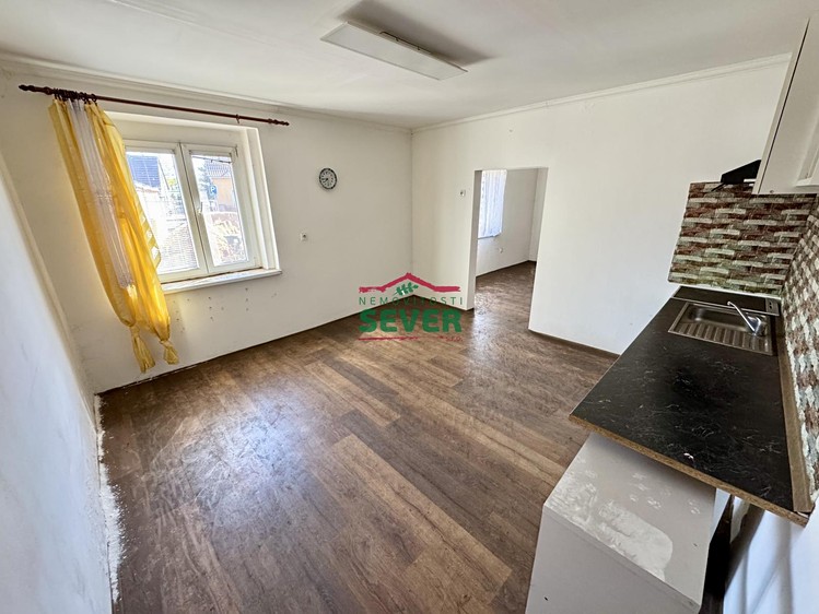 Pronájem rodinného domu 100 m², pozemek 233 m² - foto 2