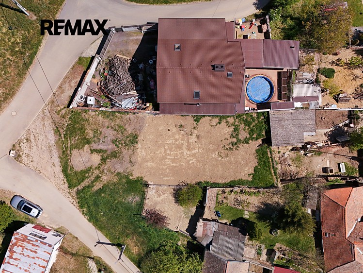Prodej stavebního pozemku 393 m² - foto 3