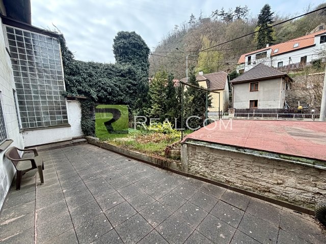 Prodej rodinného domu 191 m², pozemek 296 m² - foto 4