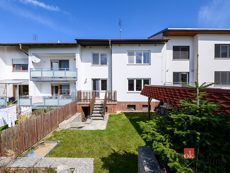 Prodej rodinného domu 142 m², pozemek 397 m² - foto 1
