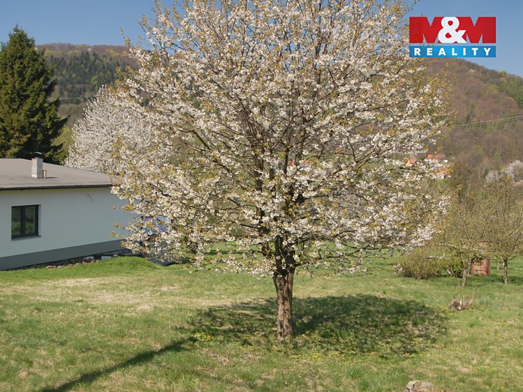 Prodej stavebního pozemku 993 m² - foto 4