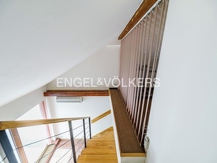 Pronájem bytu 3+kk 104 m² - foto 8