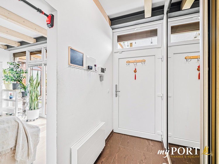 Prodej rodinného domu 90 m², pozemek 373 m² - foto 5