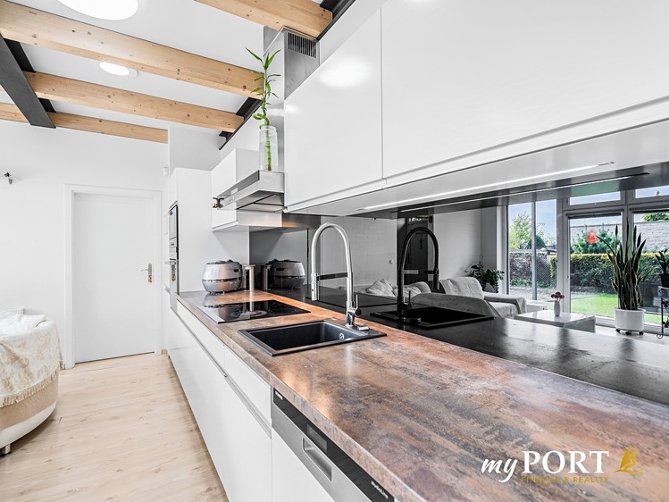 Prodej rodinného domu 90 m², pozemek 373 m² - foto 1